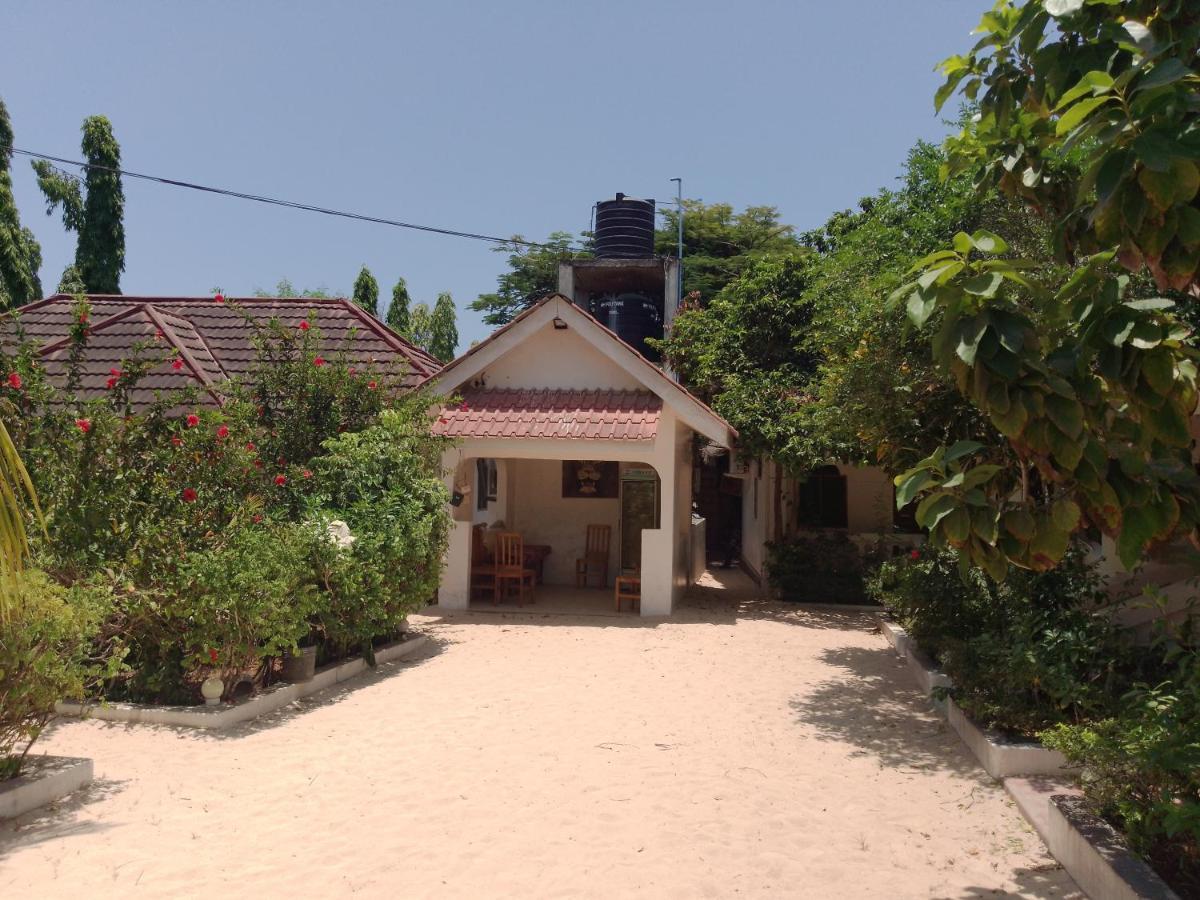 H & H Bungalows Nungwi Εξωτερικό φωτογραφία